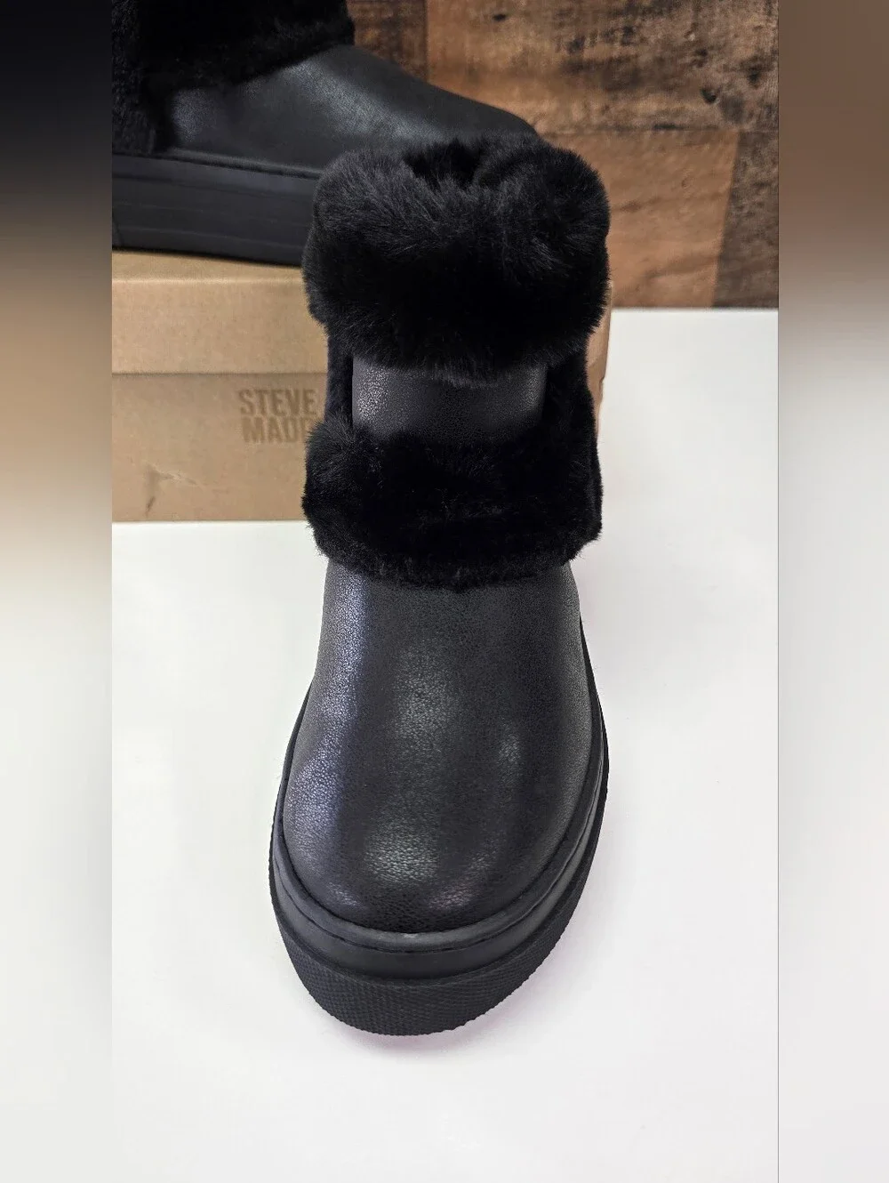 Steve Madden Black Faux Fur Platform Ankle Bootie Kids Size 3